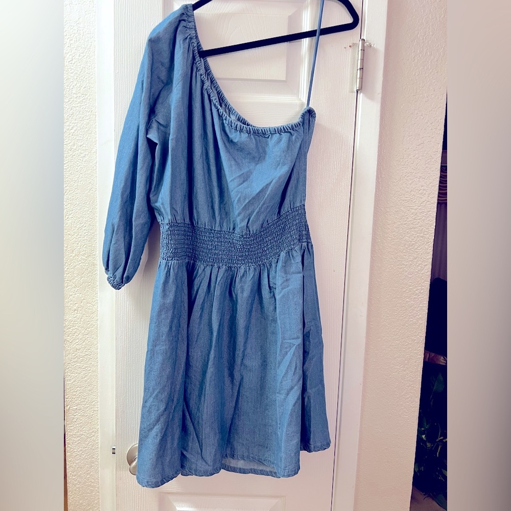 NEW! Michael Kors Light Denim One-Shoulder Dress, Size L.